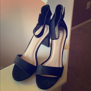 3 inch black stiletto strap heels